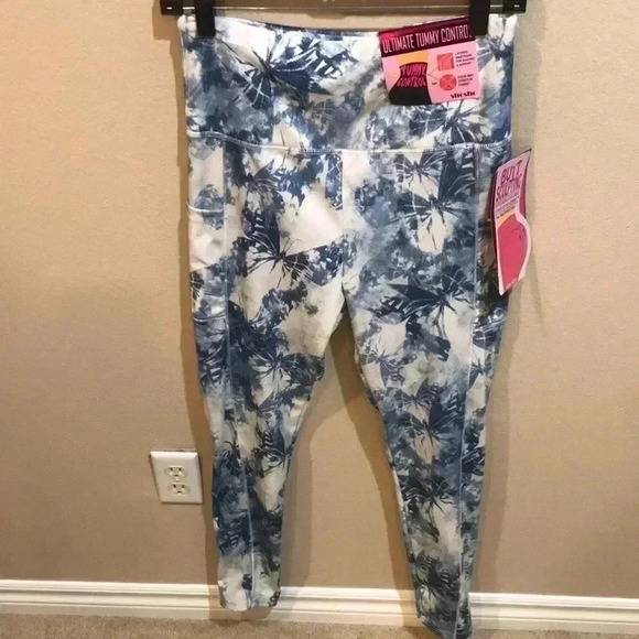 NWT Shosho Leggings w/Butterfly Design Butt Sculpting Four Way Stretch Fabric-L - Picture 1 of 9